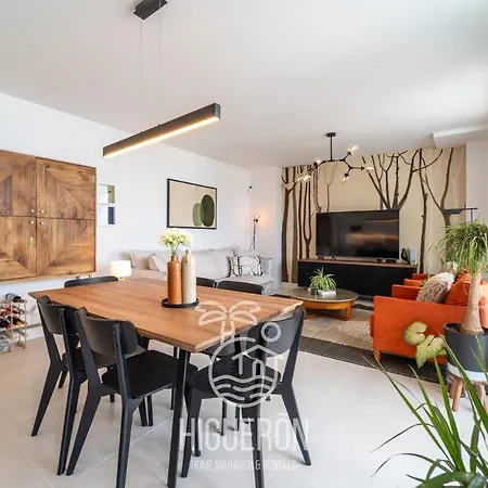Higueronrentals Casi Dar Apartment