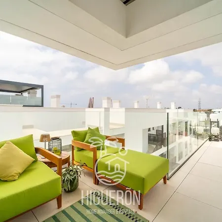 Apartment Higueronrentals Casi Dar